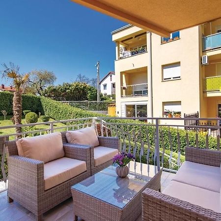 Apartman Viskovo-Opatija 4* Lägenhet Exteriör bild