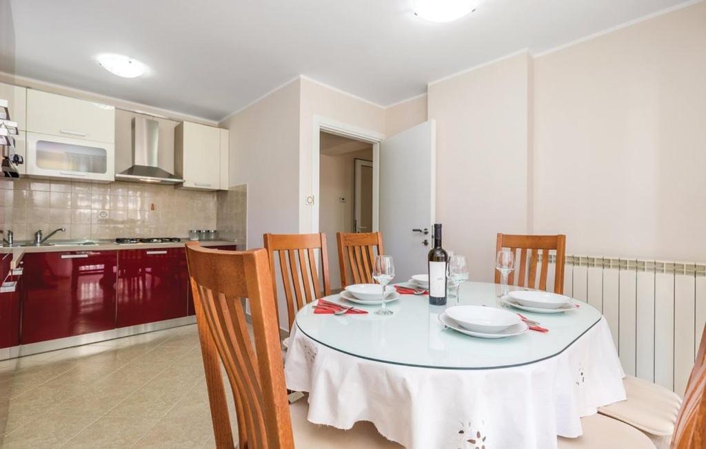Apartman Viskovo-Opatija 4* Lägenhet Exteriör bild